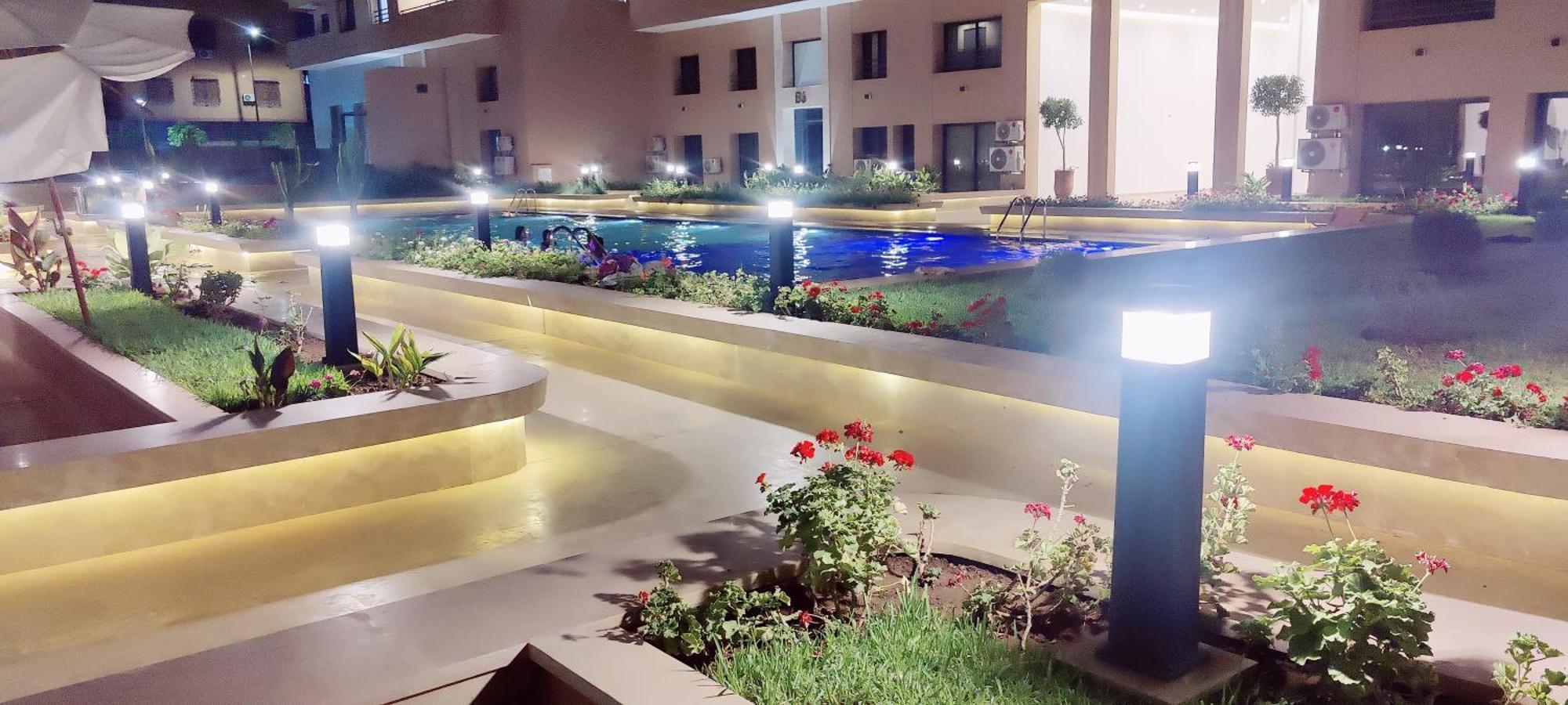 Elegant Duplex Avec Deux Piscines Et Vue Magnifique Apartamento Marraquexe